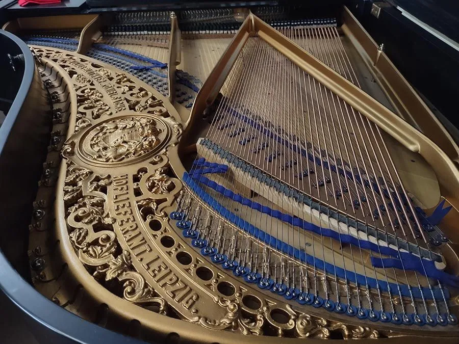 1923 bluthner style 8 ornate grand