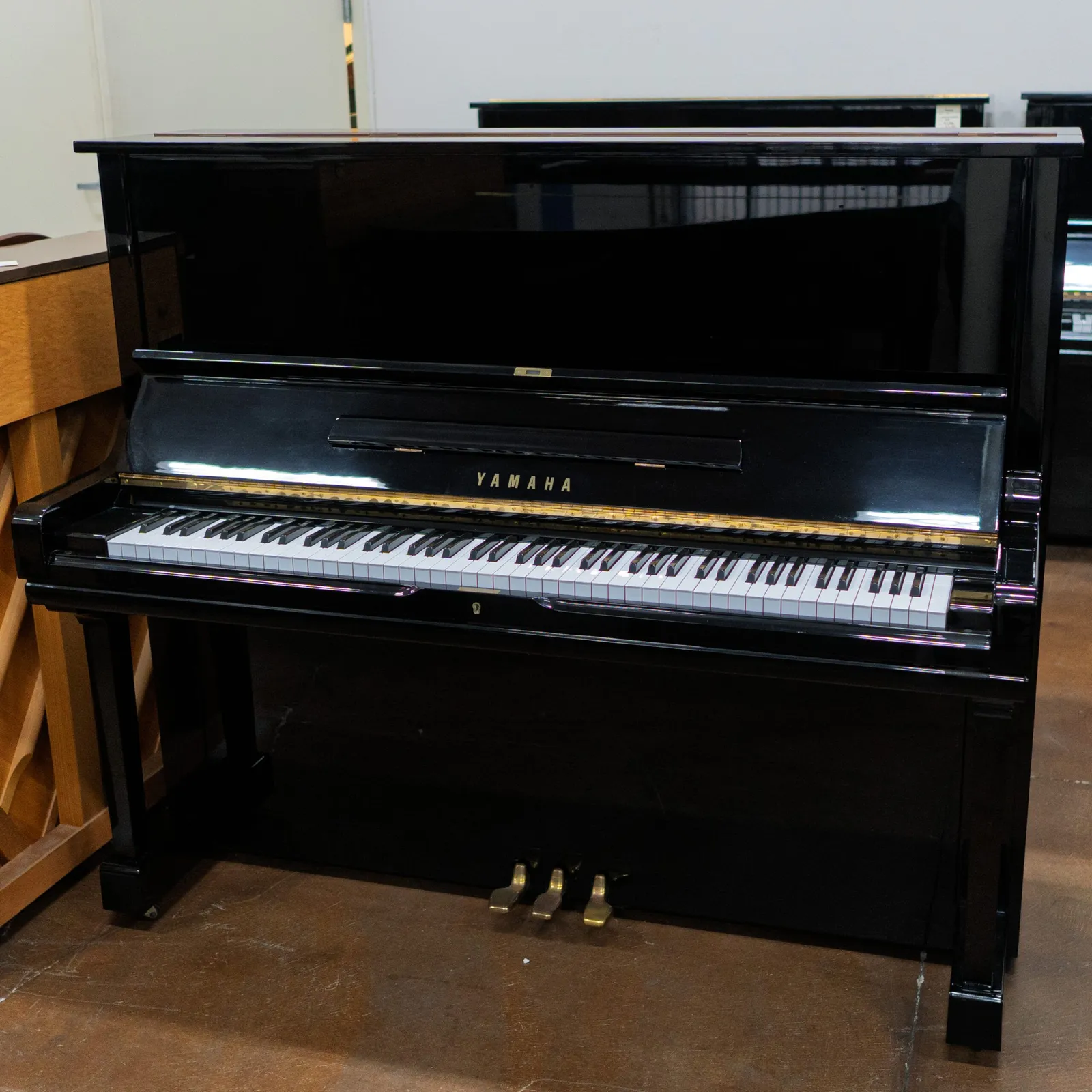 1975 Yamaha U3 Upright Piano Ebony Polish