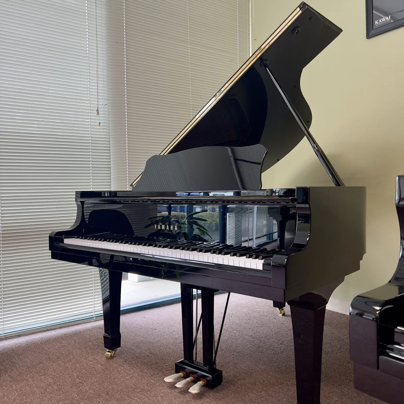 1977 yamaha c3 grand piano ebony polish
