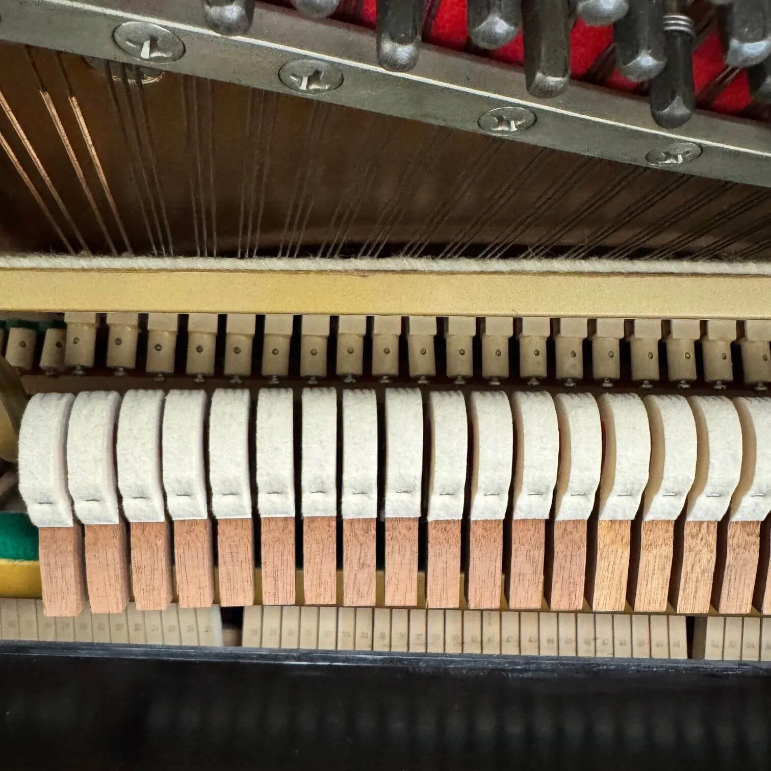 1981 kawai us 50 upright piano ebony polish