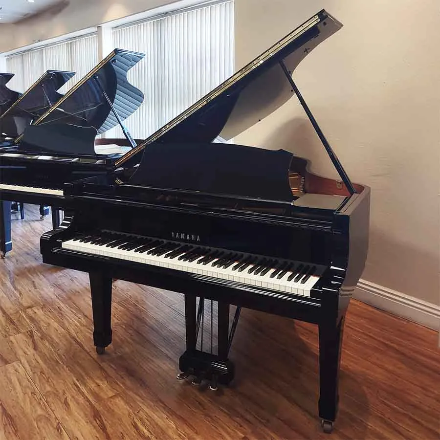 1987 Yamaha S400 Grand Piano Handcrafted in Japan