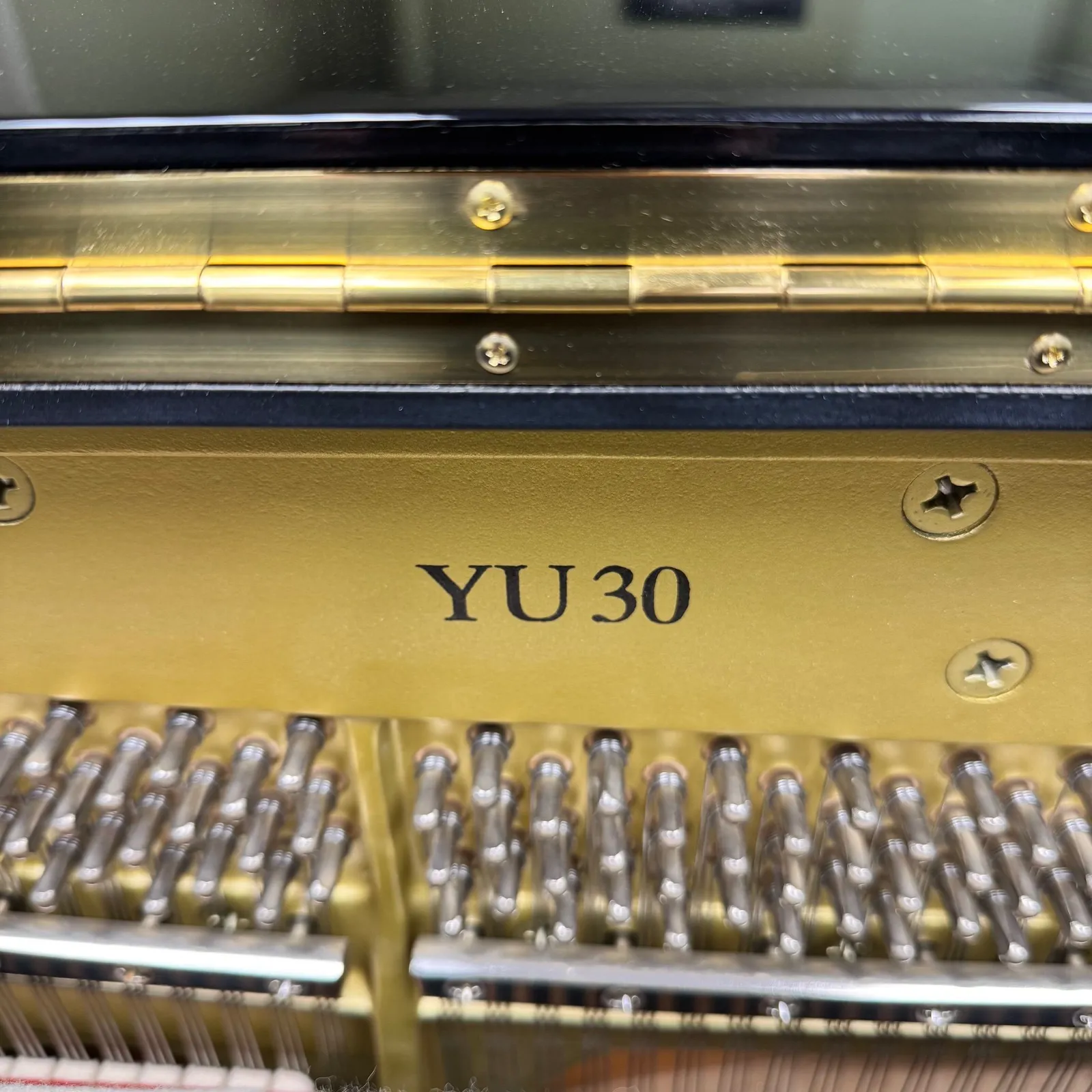 2004 yamaha yu30 upright piano ebony polish