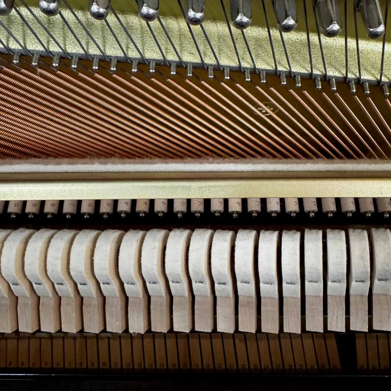2005 yamaha u1 upright piano black polish