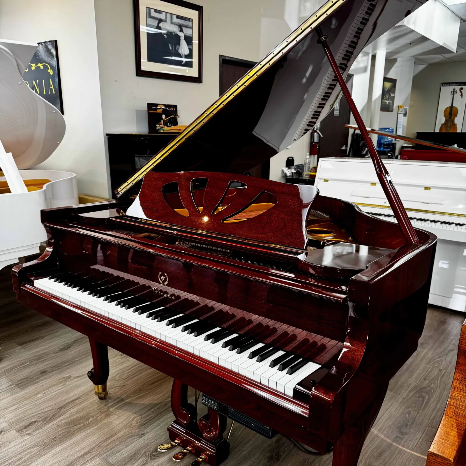 2008 vienna grand piano mahogany polish french provincial