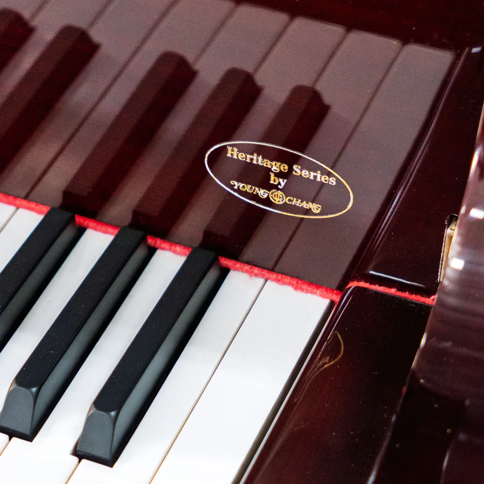 bergmann tg 150 heritage series baby grand piano mahogany polish