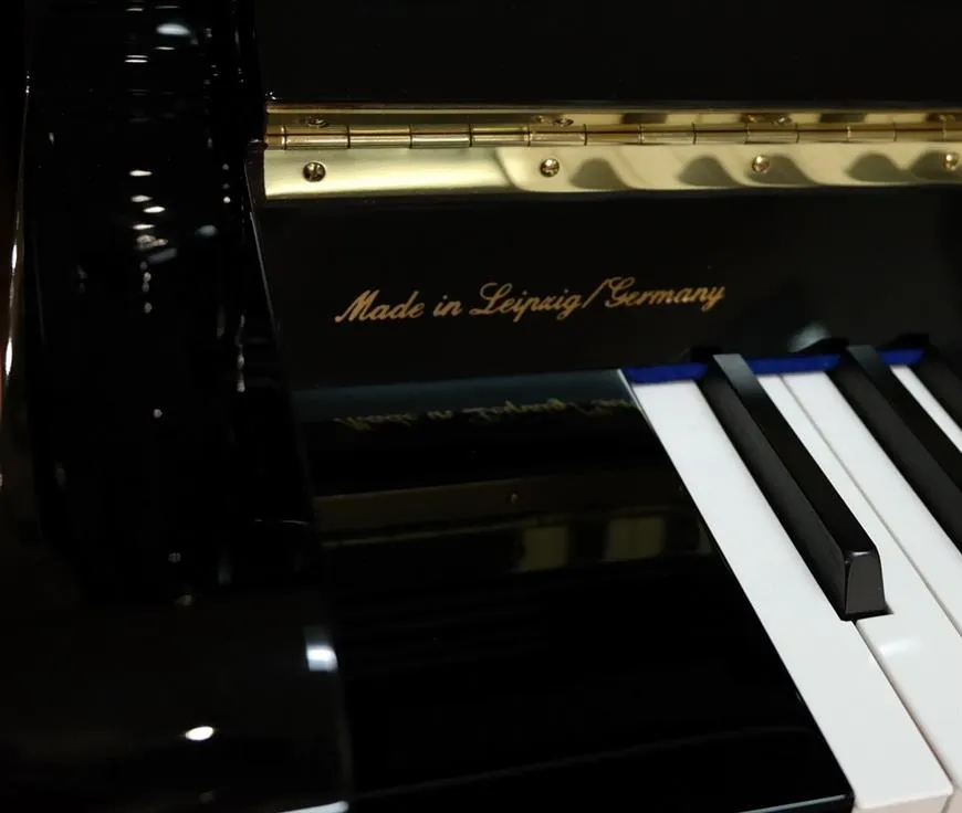 bluthner model s upright