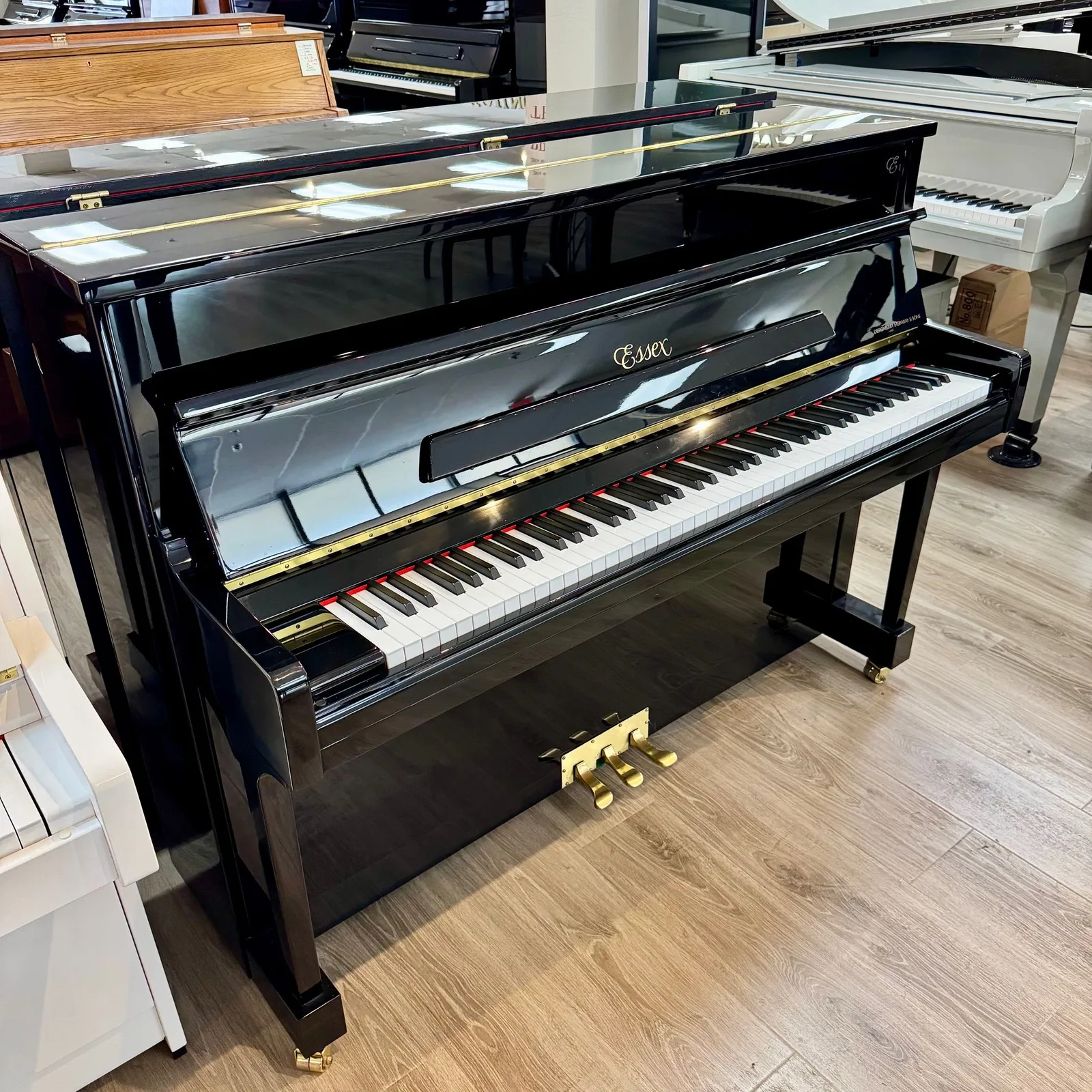 essex eup 111 upright studio piano ebony polish