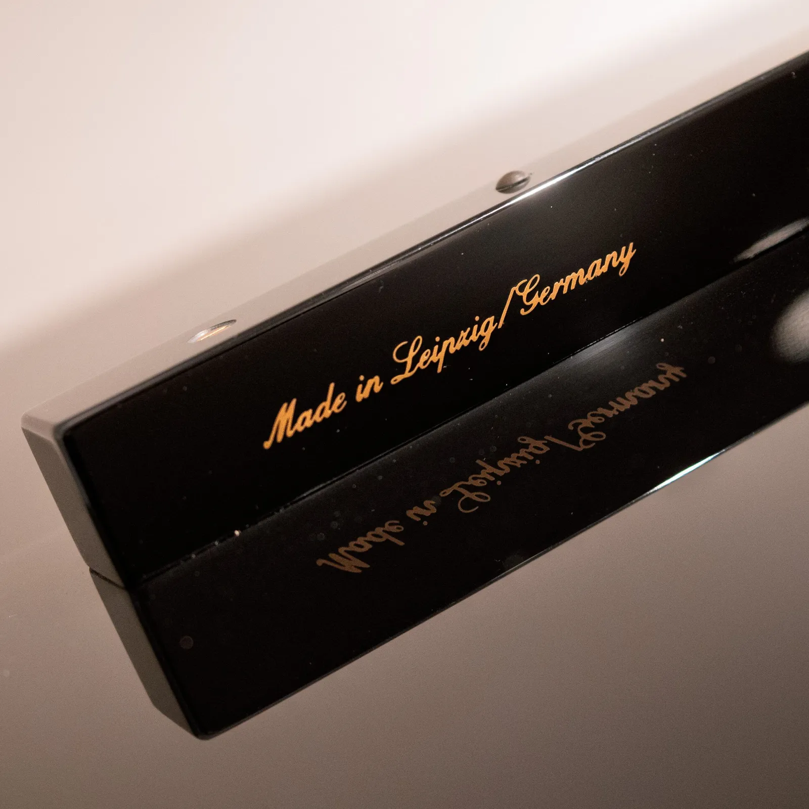 haessler by bluthner 186 grand piano ebony polish