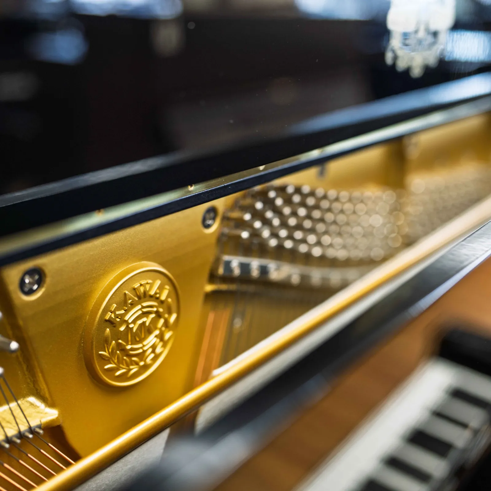 kawai cs 40 upright piano ebony polish
