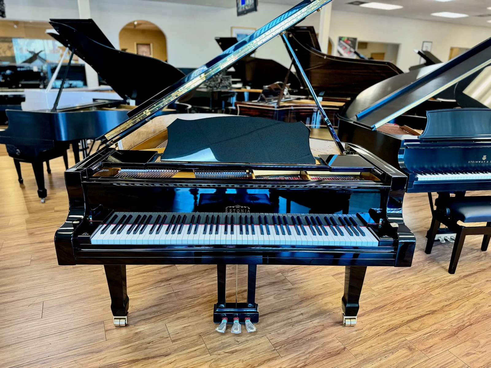 new estonia model l210 grand piano ebony polish