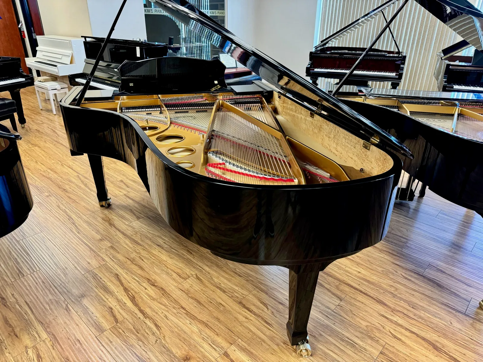 new estonia model l225 grand piano ebony polish