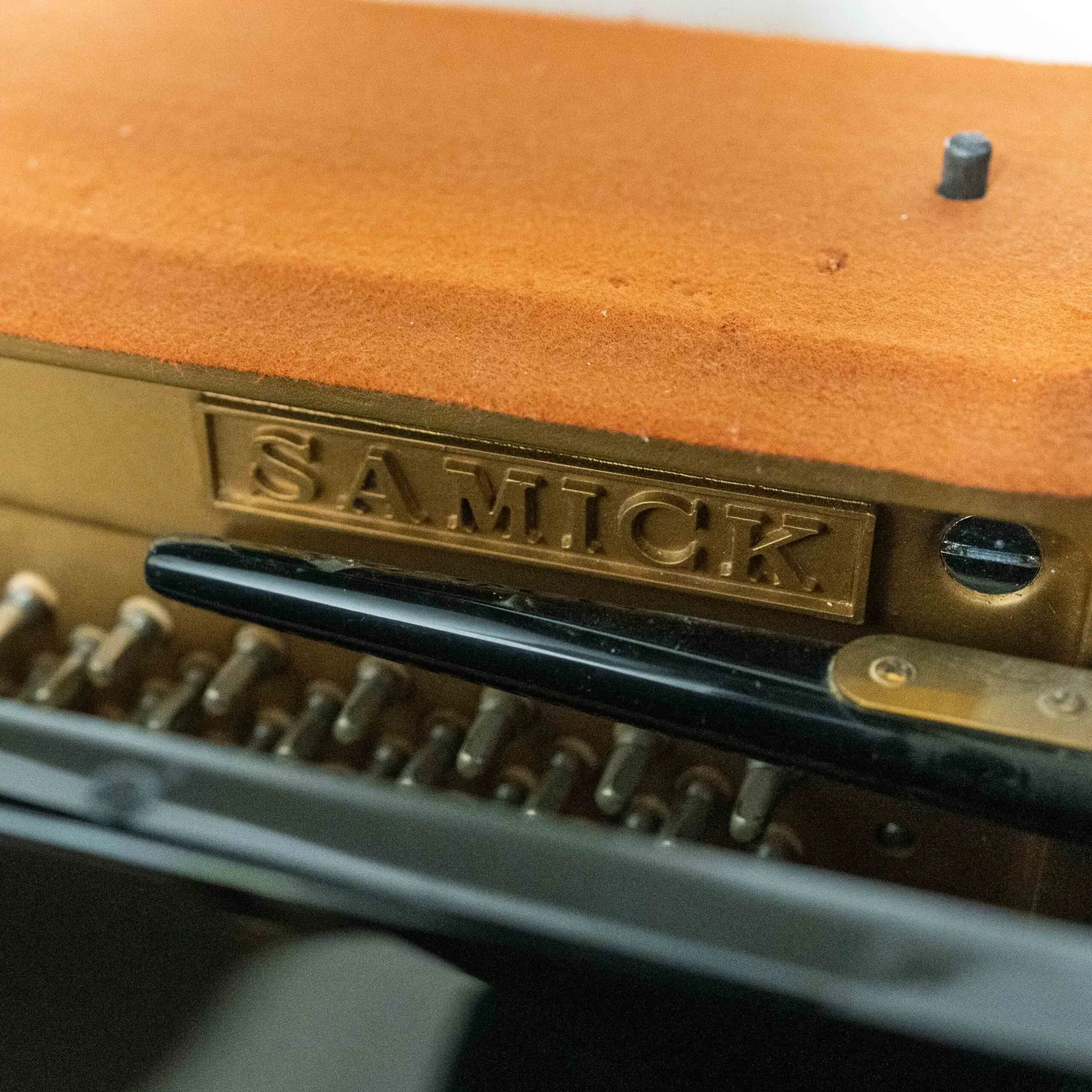 samick su 118h upright piano