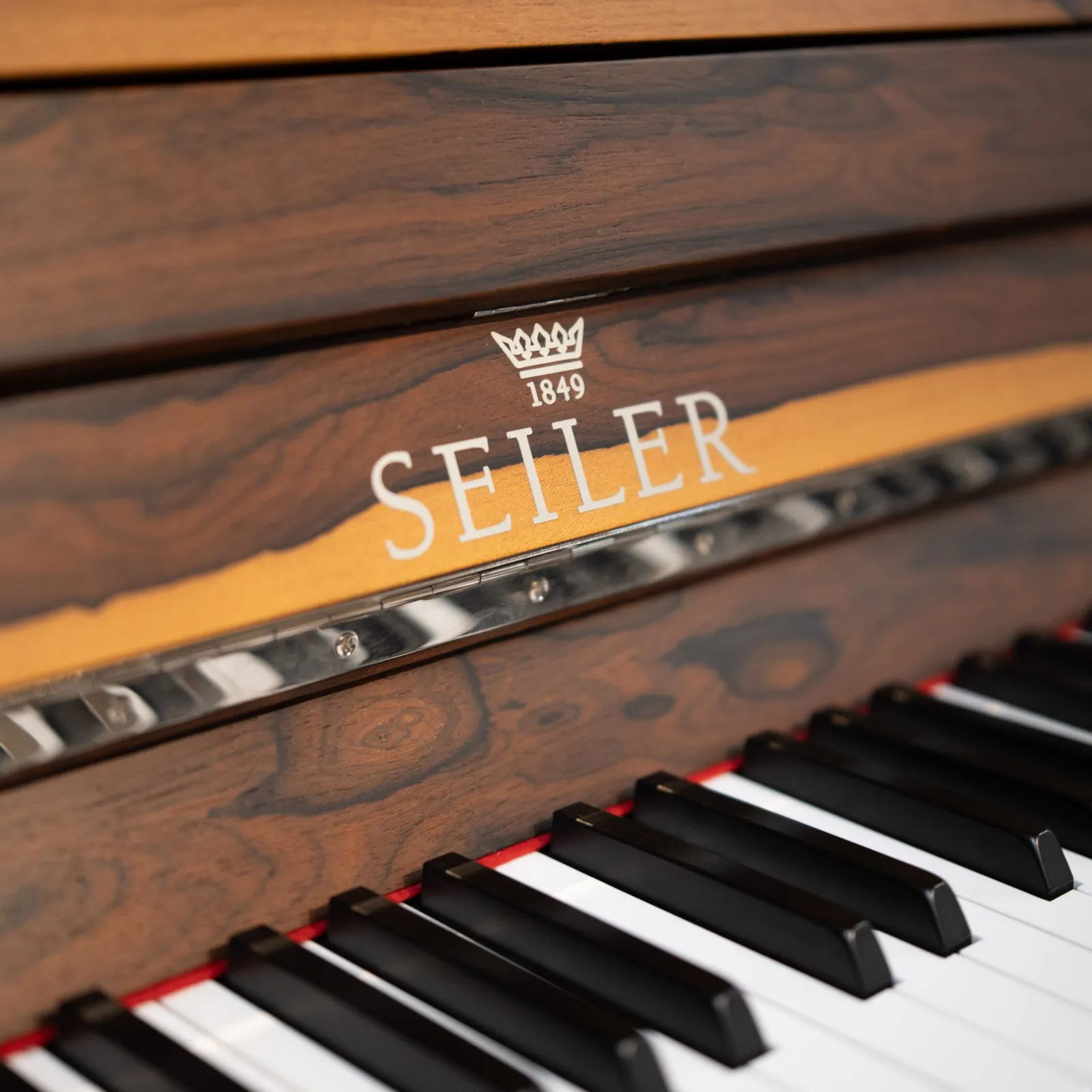 seiler se 126 attraction ziricote wood and ebony polish