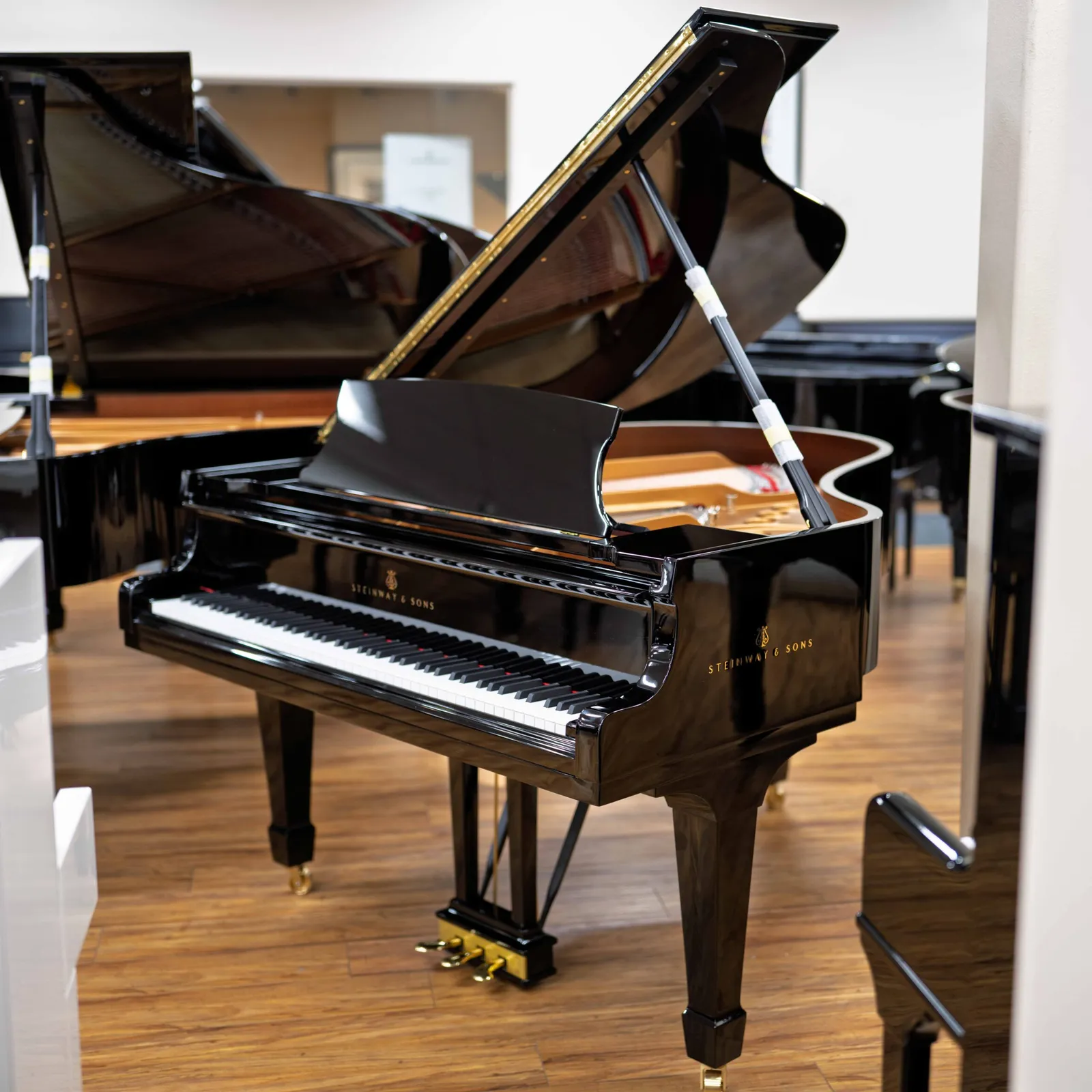 steinway sons model m studio grand piano ebony polish