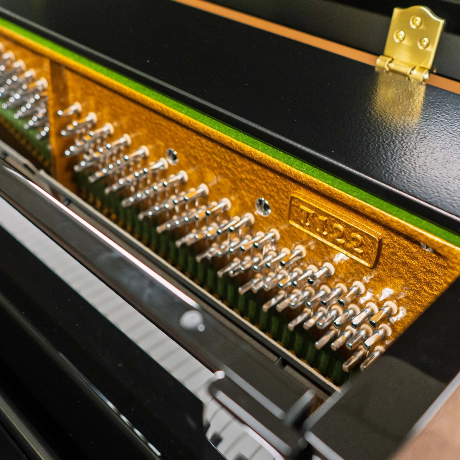 w hoffmann tradition t 122 upright piano black polish