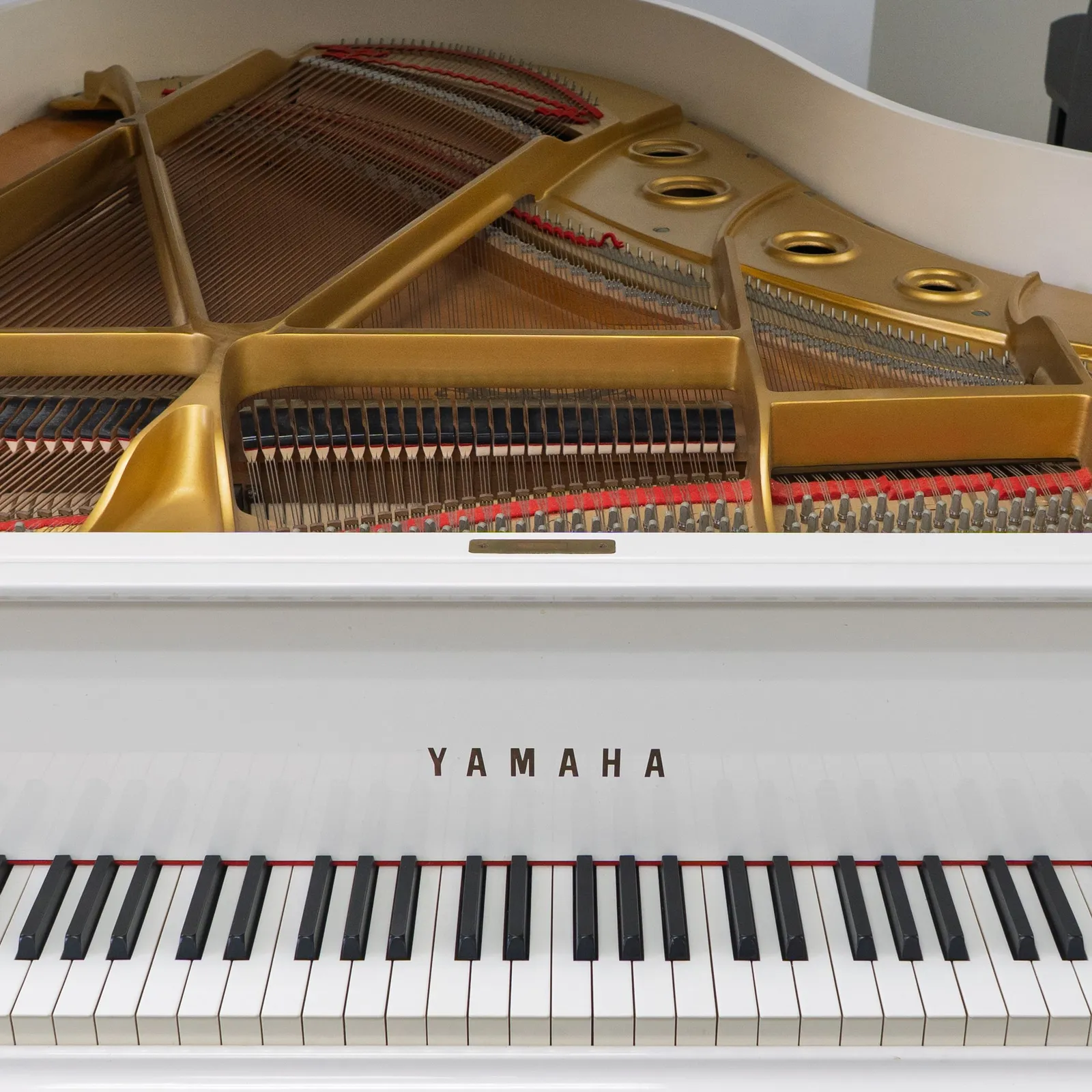 yamaha c3 grand piano white polish