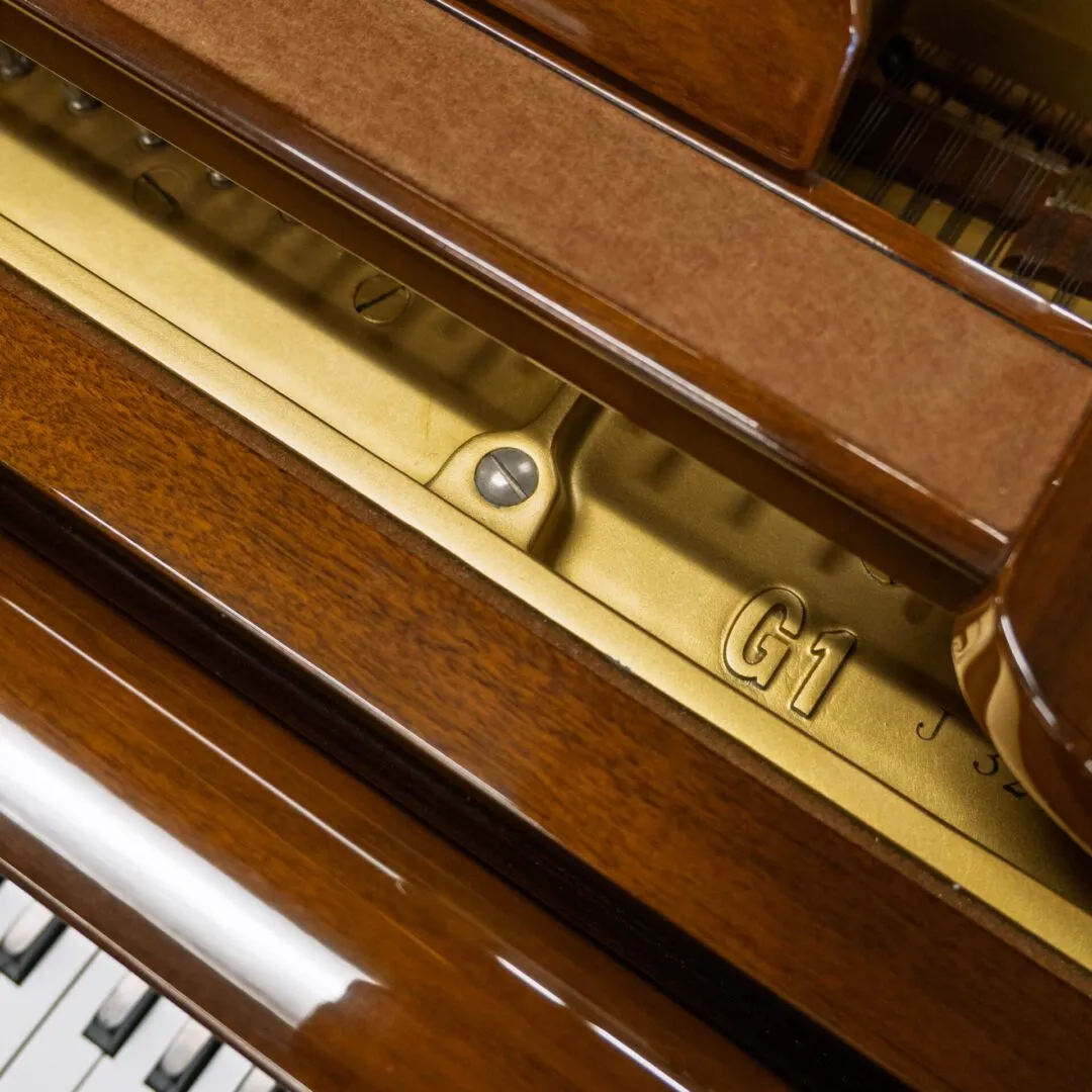 yamaha g1 grand piano walnut polish