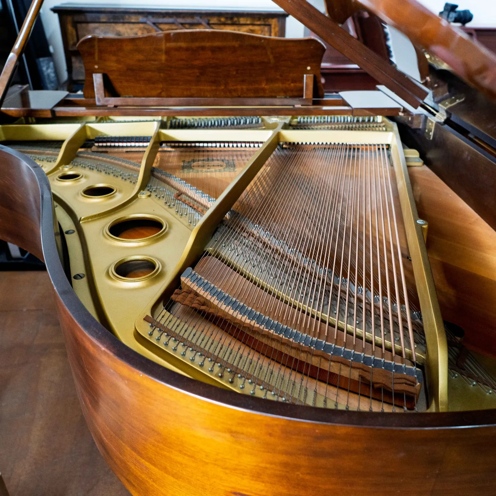 yamaha g3 grand piano mahogany