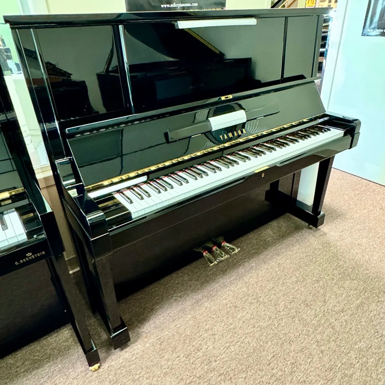 yamaha ux3 upright piano ebony polish