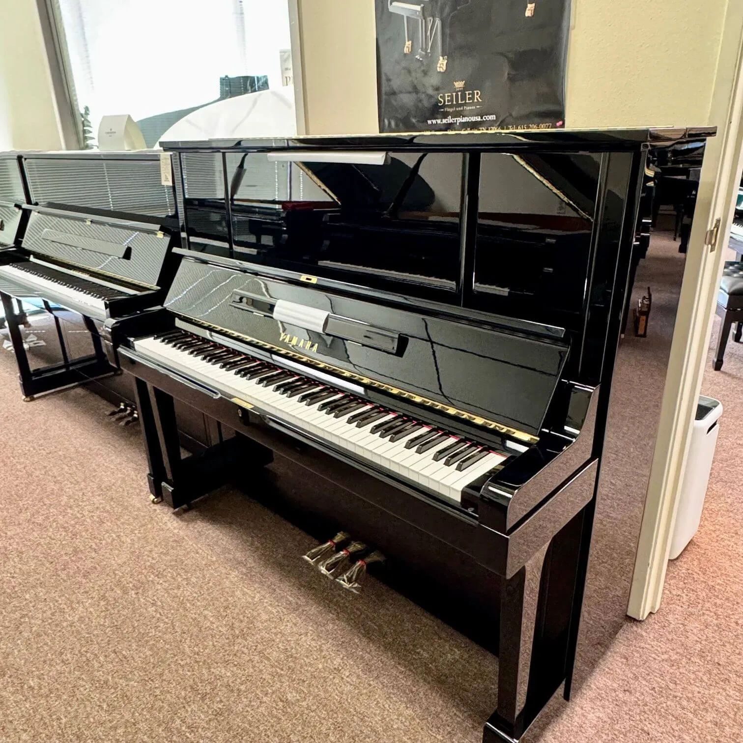 yamaha ux3 upright piano ebony polish