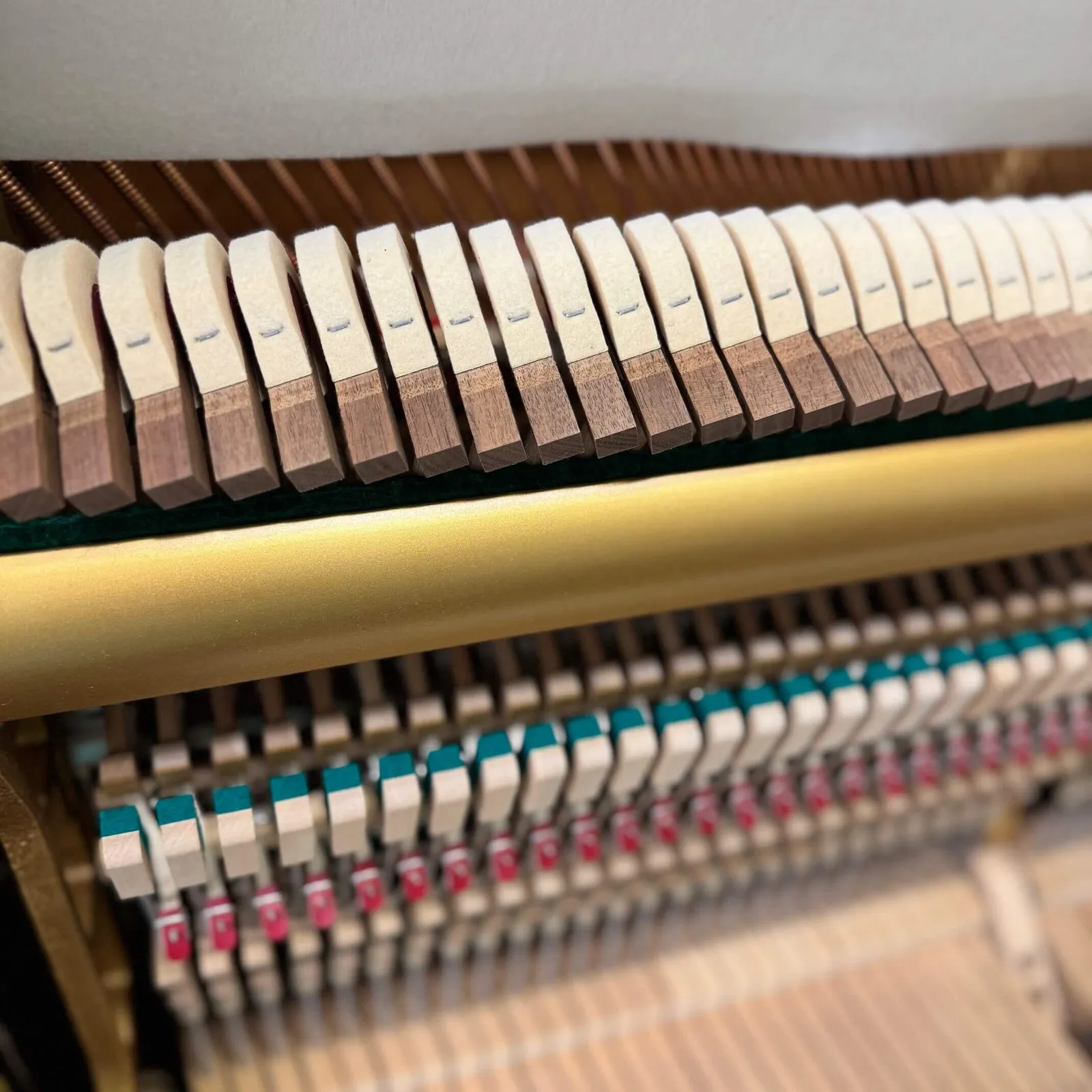 yamaha ux3 upright piano ebony polish