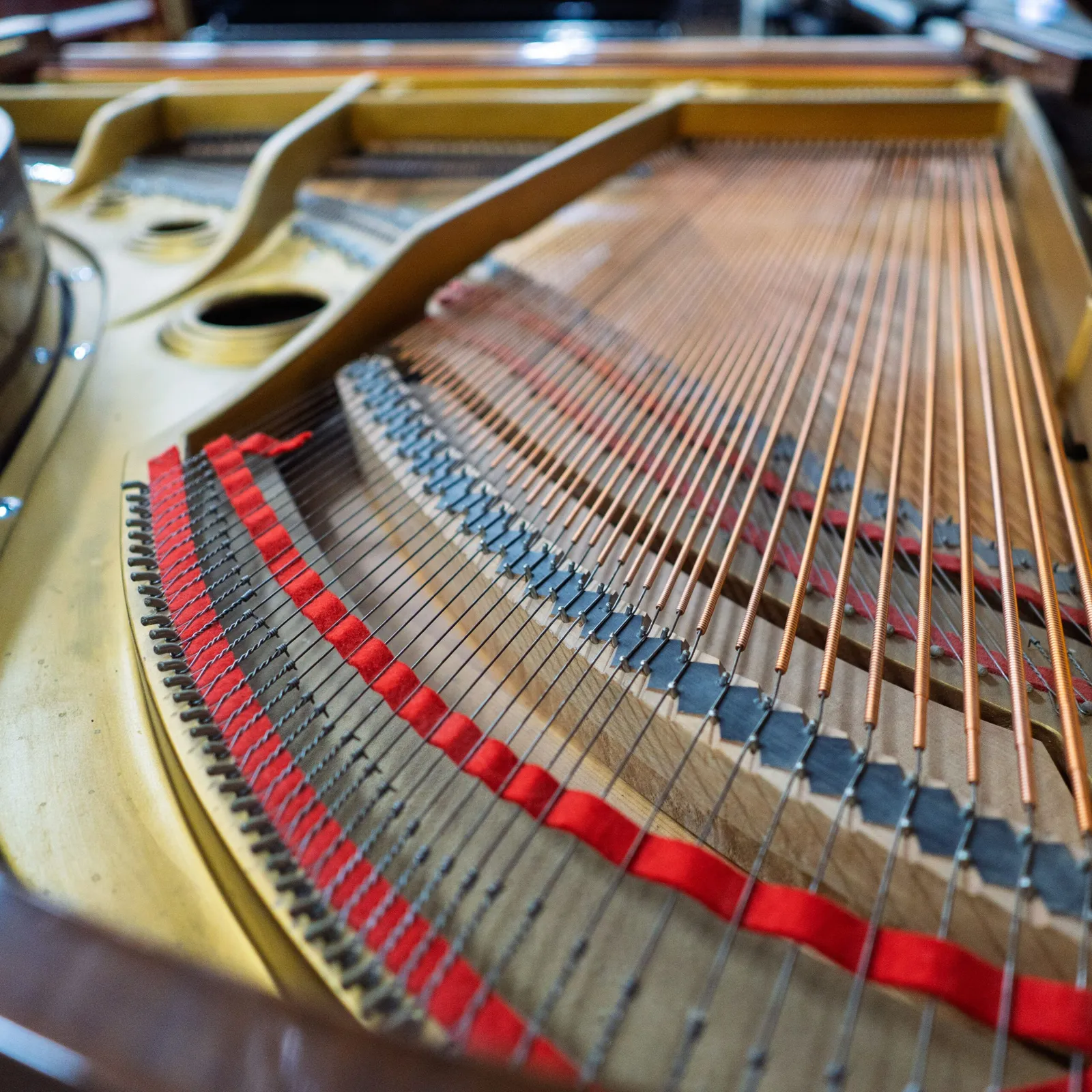 young chang g 185 grand piano walnut polish